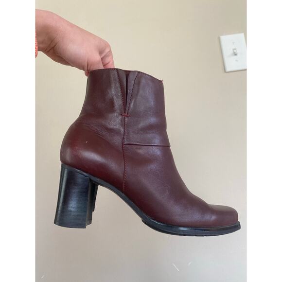 Bass Shoes - Bass vintage square toe leather ankle boots size 6.5 burgundy wine red Y2K Siena